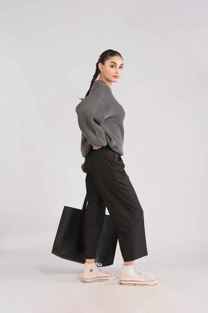 Black Adjustable Pleated Pants